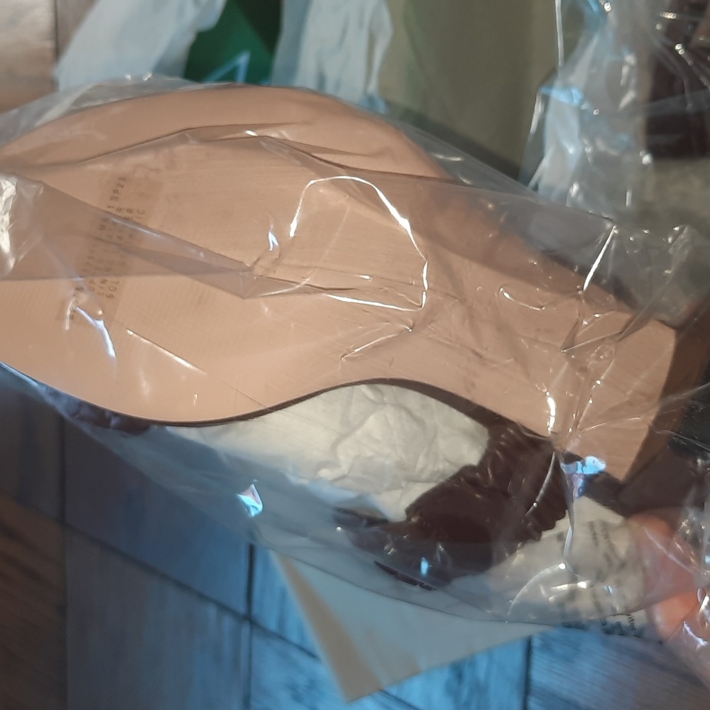 NWT J Crew Italian Leather Sandal - Picture 7 of 7